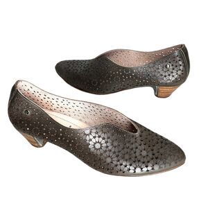 PIKOLINOS Shoes Euro 38 Olive Green Pretty Floral Flower Cutouts Stacked Heel